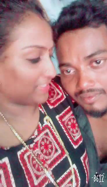 Dever Bhabhi Kissing