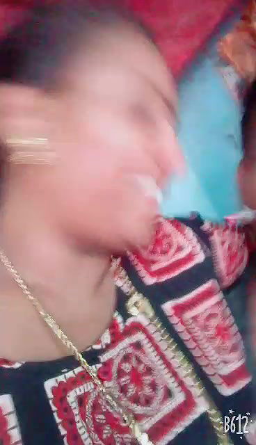 Dever Bhabhi Kissing