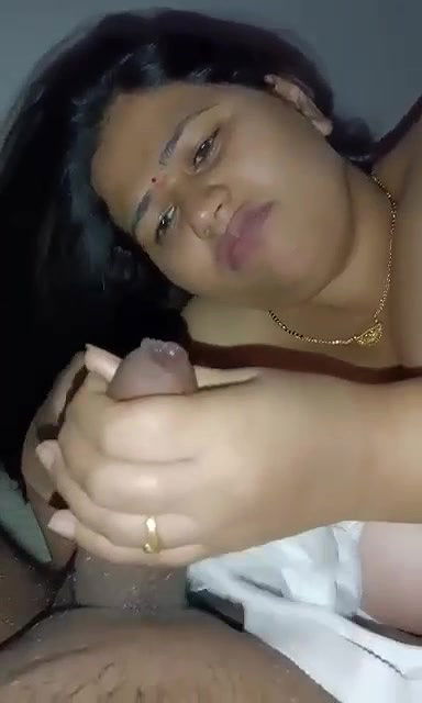 Sexy Chubby Big Boobies Wife Sucking Husband Dick