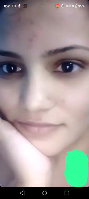 kc cute baby showing