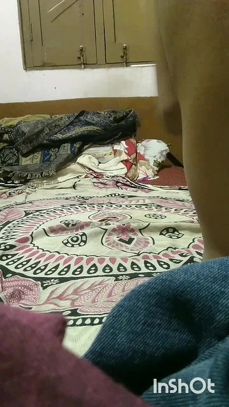 Mere friend ki mom Sangita mujse chudwate hue