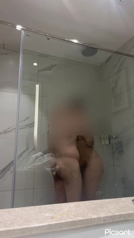 thick ass bhabhi railed in shower