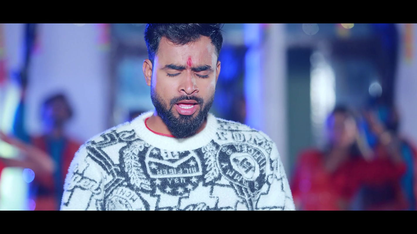 Muskan KT hot saree song  Navel played with atta Expressions