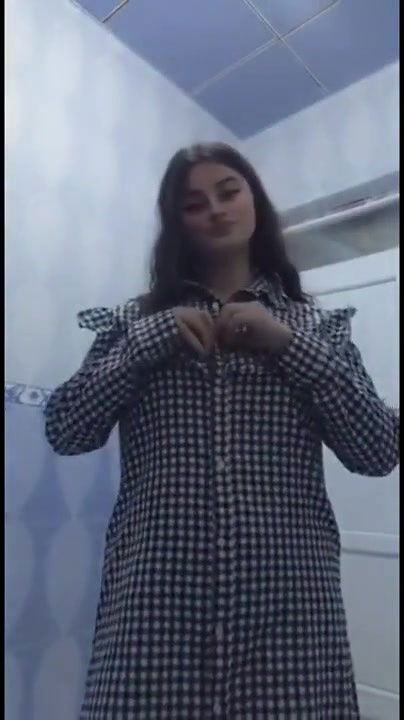 ByDesipremierOnTelegramPakistanigirlopeningshirtbigboobsviral