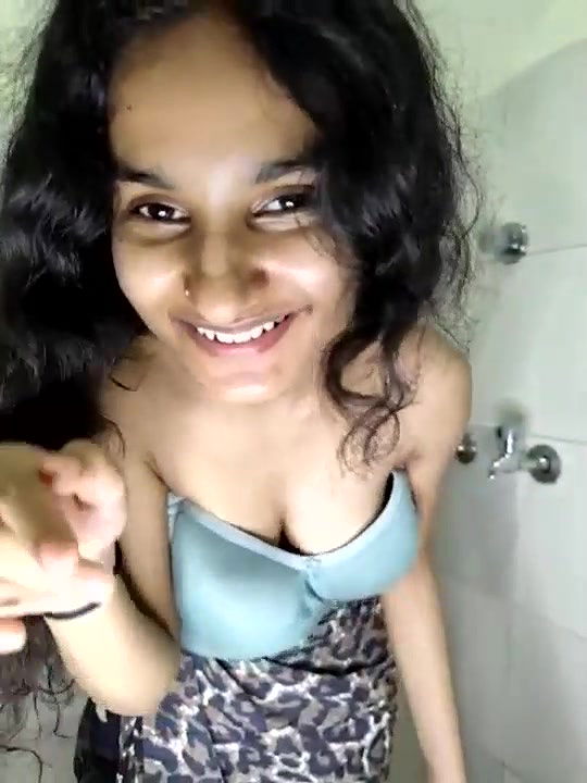 Desi cute girl ap video collection