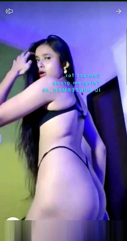 Dancing preet Tango private