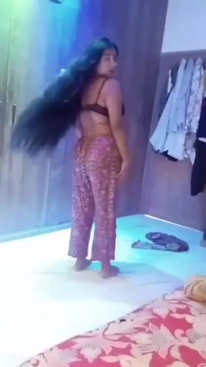 Cute Girl Dancing And Giving Bj Nude Video