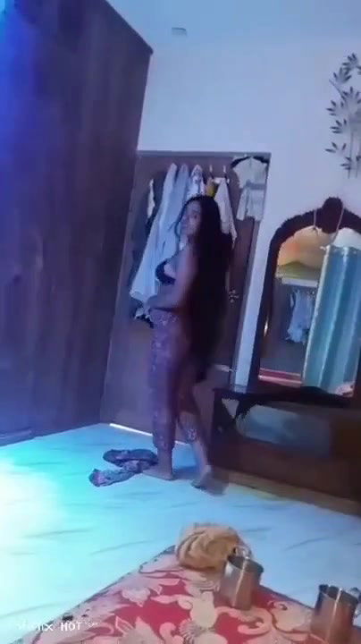 Cute Girl Dancing And Giving Bj Nude Video