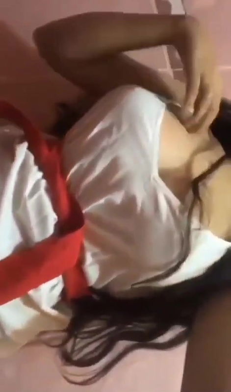 Desi Mallu Girl Rubbing