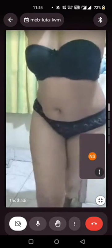 ThothadiSouthIndianAuntyShowingBoobsonGoogleMeetwithFace
