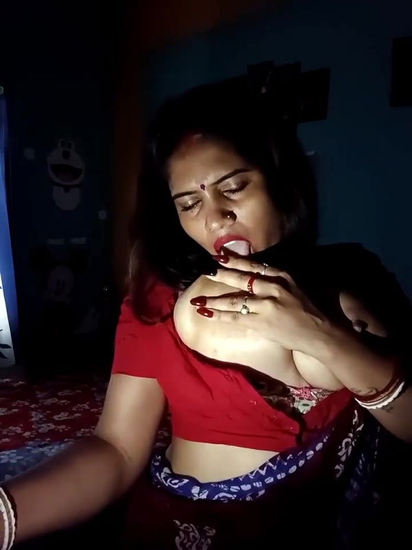 Desi Horny Boudi Dont miss this must watch