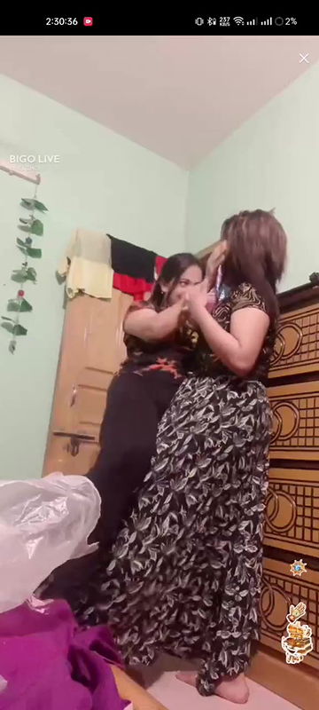 Desi hot girl dance