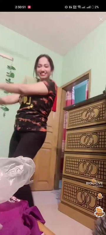 Desi hot girl dance