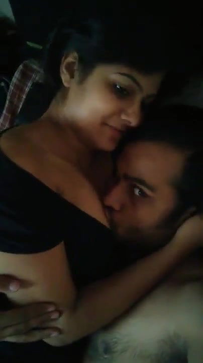 Indian College Lovers Homemade Sex VideoP version