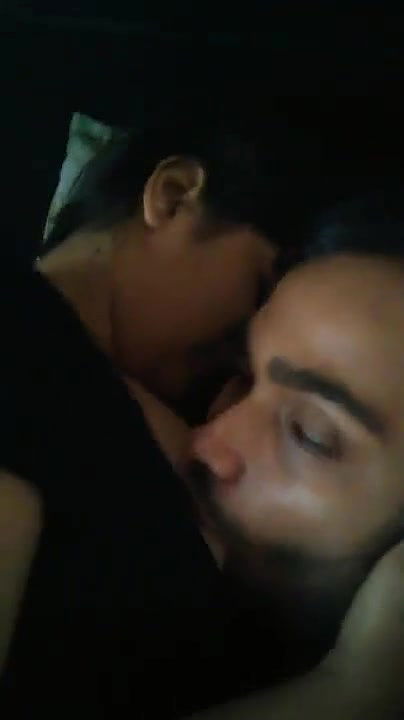 Indian College Lovers Homemade Sex VideoP version