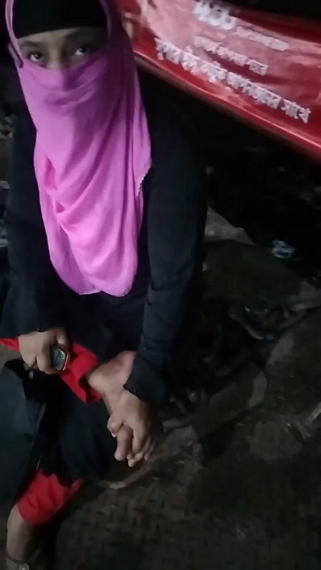 এটা দালাল এটাই কাজ করে