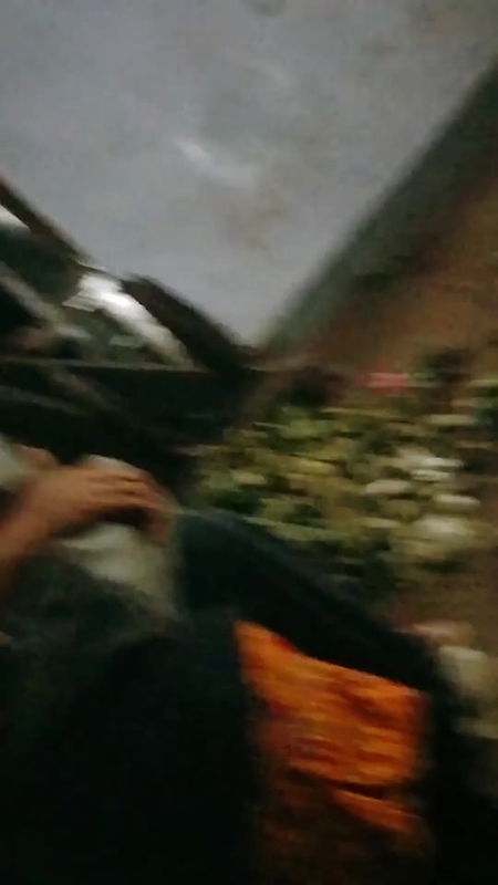 এরা পেটের দায় লঞ্চের ভিতর সেক্স লঞ্চের ভিতরে এক শর ৩০০ টাকা