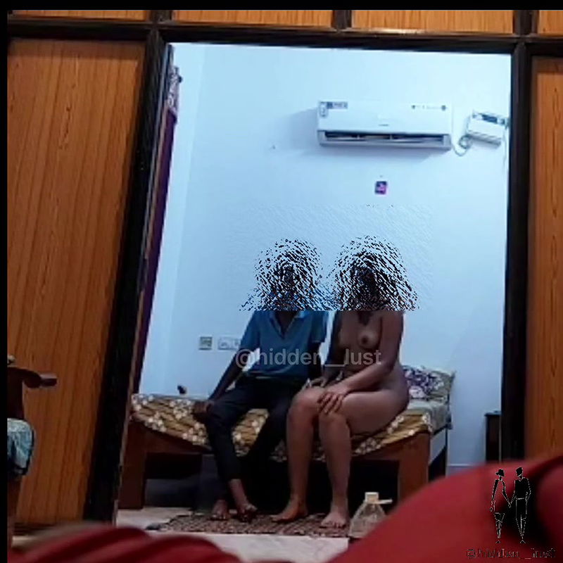 Desi sexy bhabi fun in public place 3