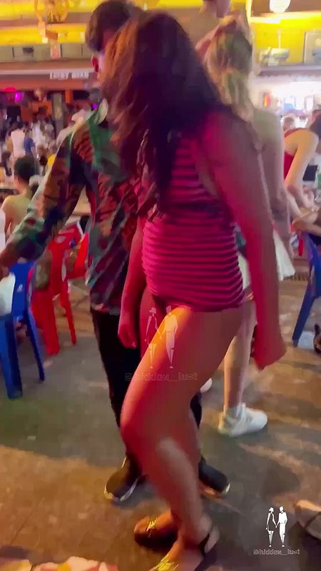 Desi sexy bhabi fun in public place 9
