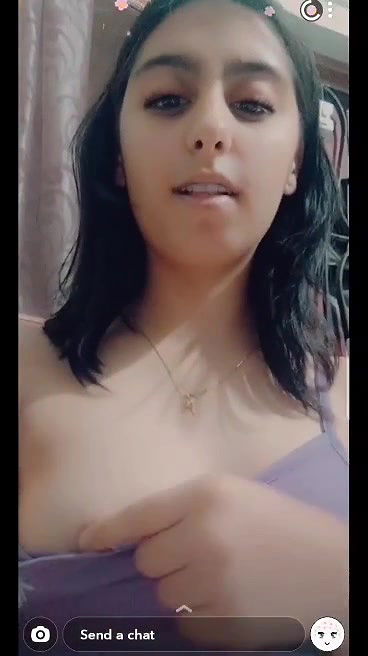 Desi cutie showing tits