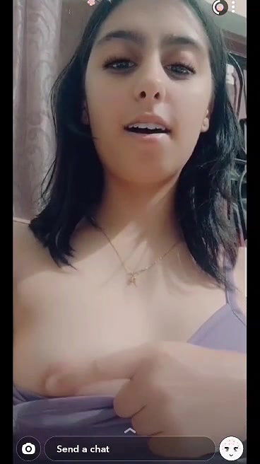 Desi cutie showing tits