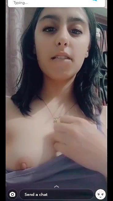 Desi cutie showing tits