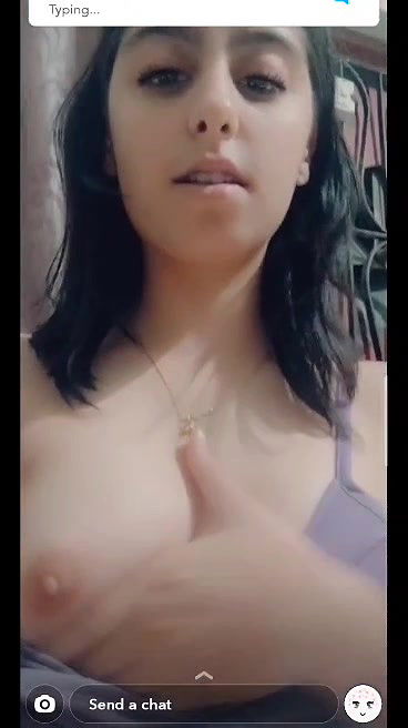 Desi cutie showing tits