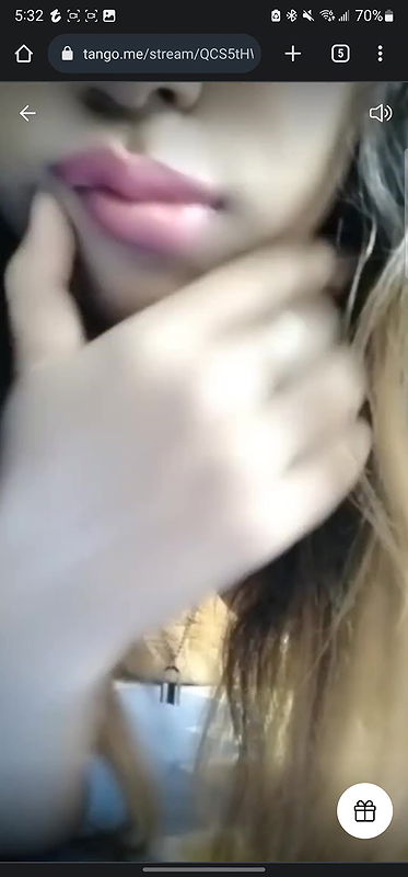 Candy teasing on Tango liveChrome