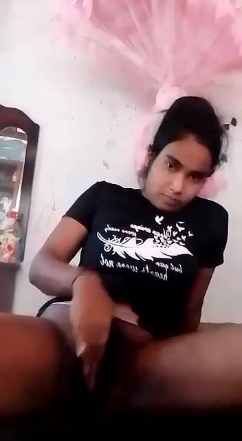 Horny Girl fingering