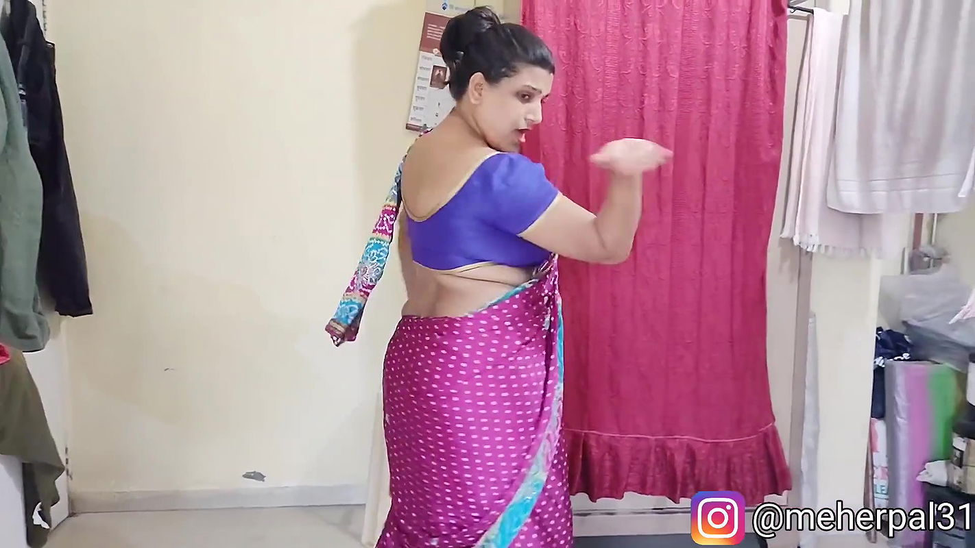 Big navel bhabi dance