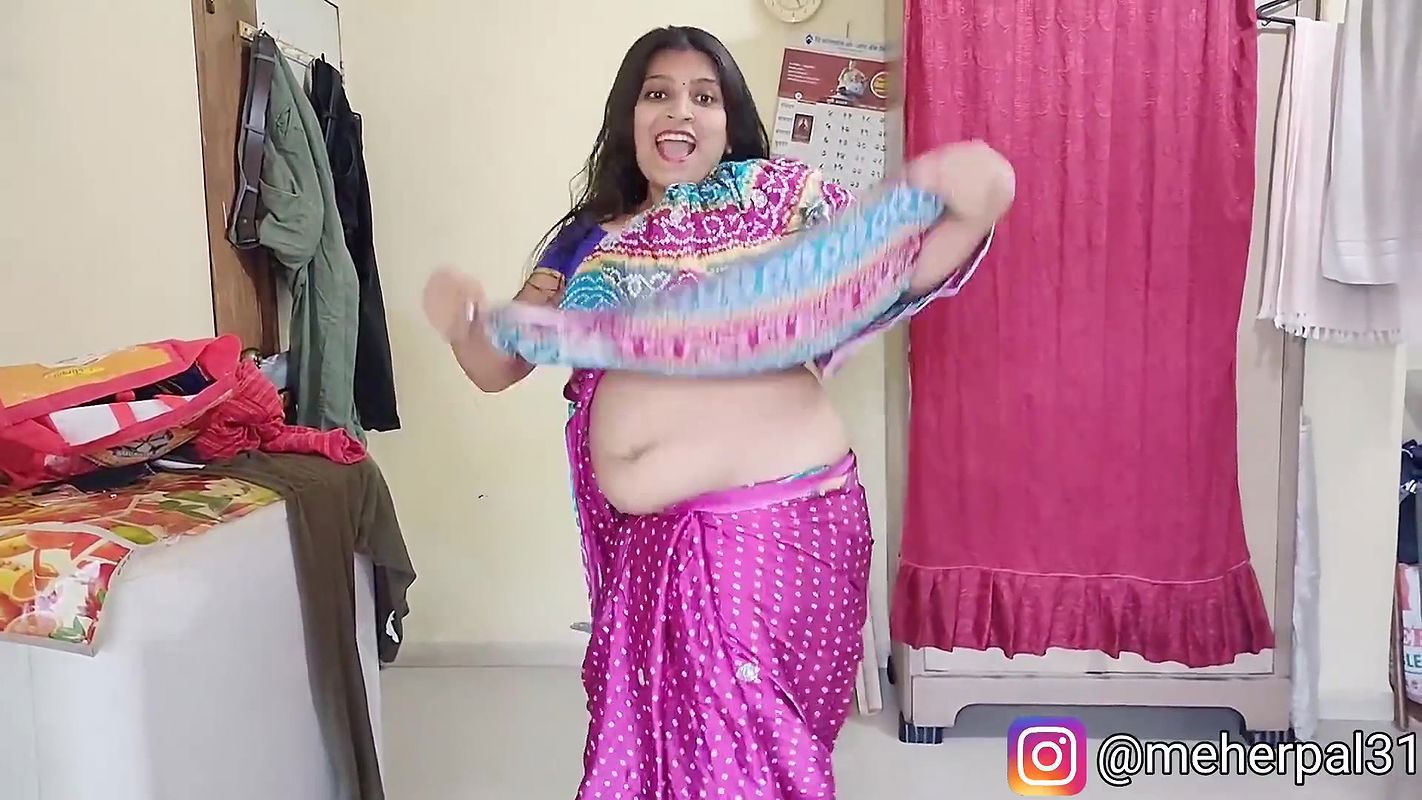 Big navel bhabi dance