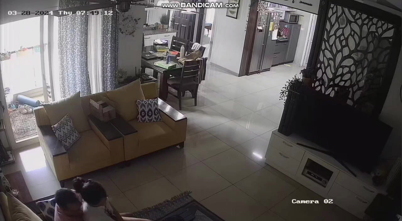 Unseen Boobs Pressing