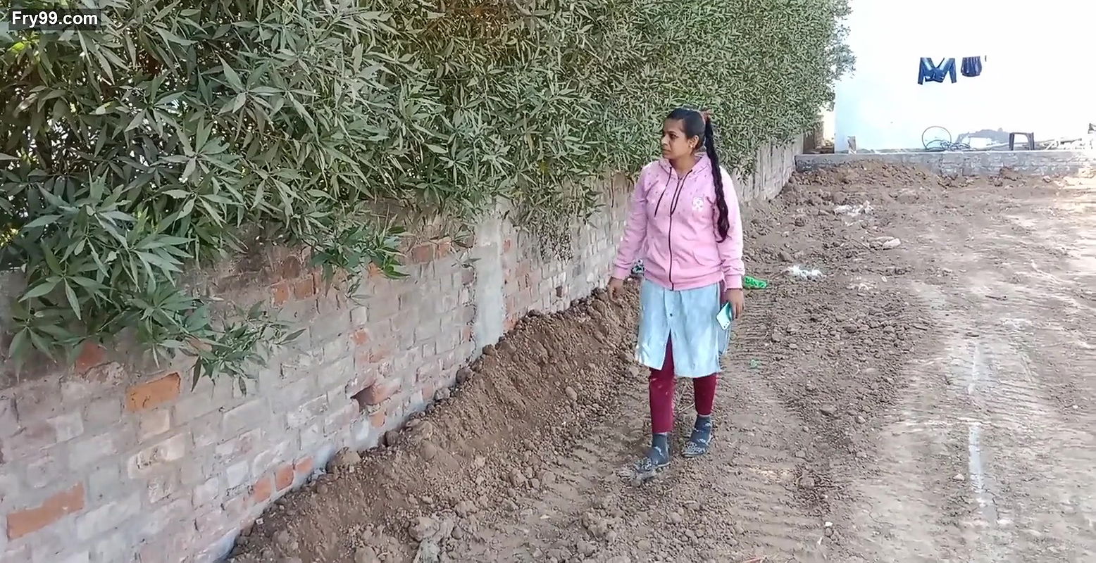 Pani Lene aai ladki ko choda