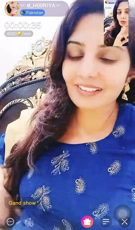 Pakistani sexy girl live