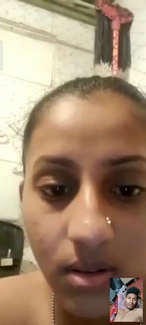 Cute Indian GF video call sex chat in nude