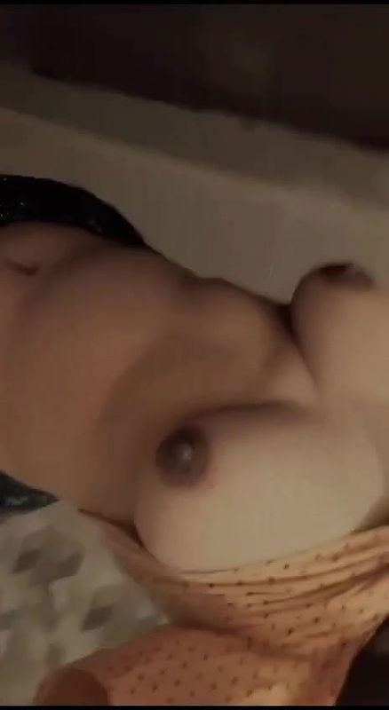 paki girl showing boobs