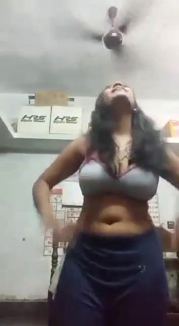 Cute Girl Showing Big Boobs