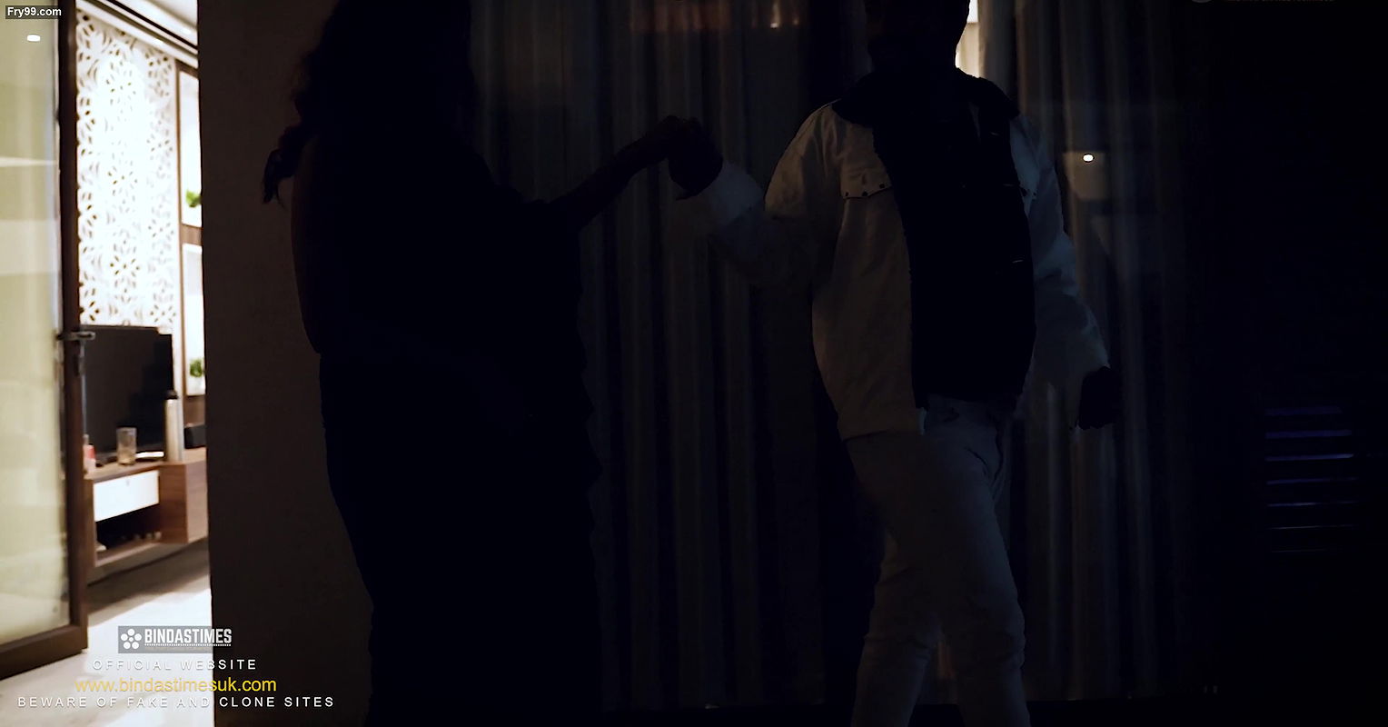 Nai naweli Dulhan Sudipa ko pool me chodne ka maja diya dewar ji ne ( Hindi Audio )