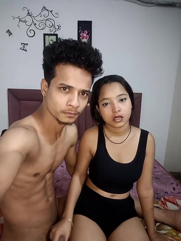 BF Sucking GF Boobs and GF giving Blowjob