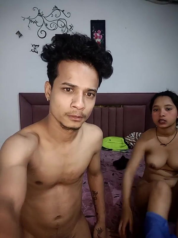 Horny BF Sucking GF Pussy and Fingering