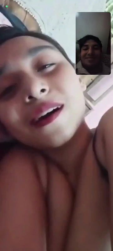 Banglaeshi Girl Showing Boobs