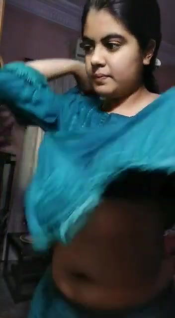 Punjabi Girl Showing Boobs