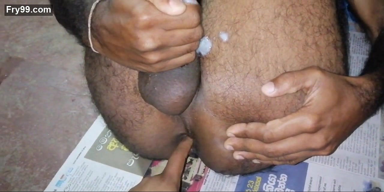 Aunty hit my ass until my cum