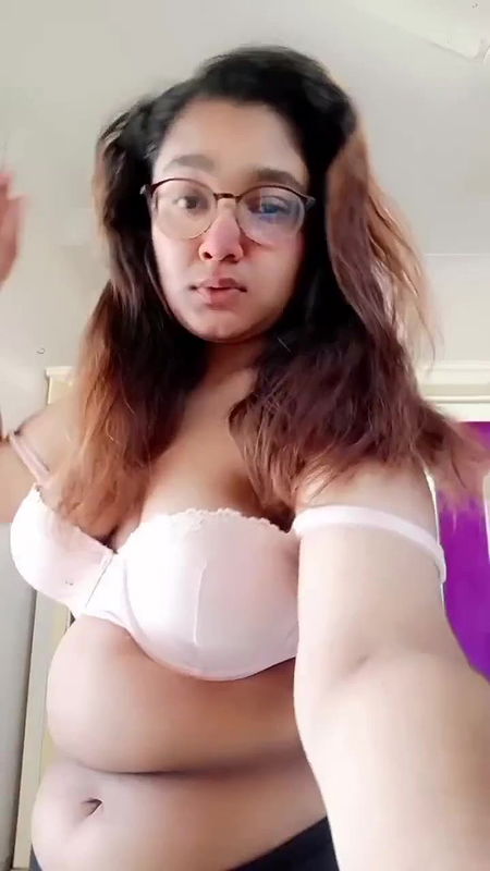 Cute Chubby Girl Showing to Lover