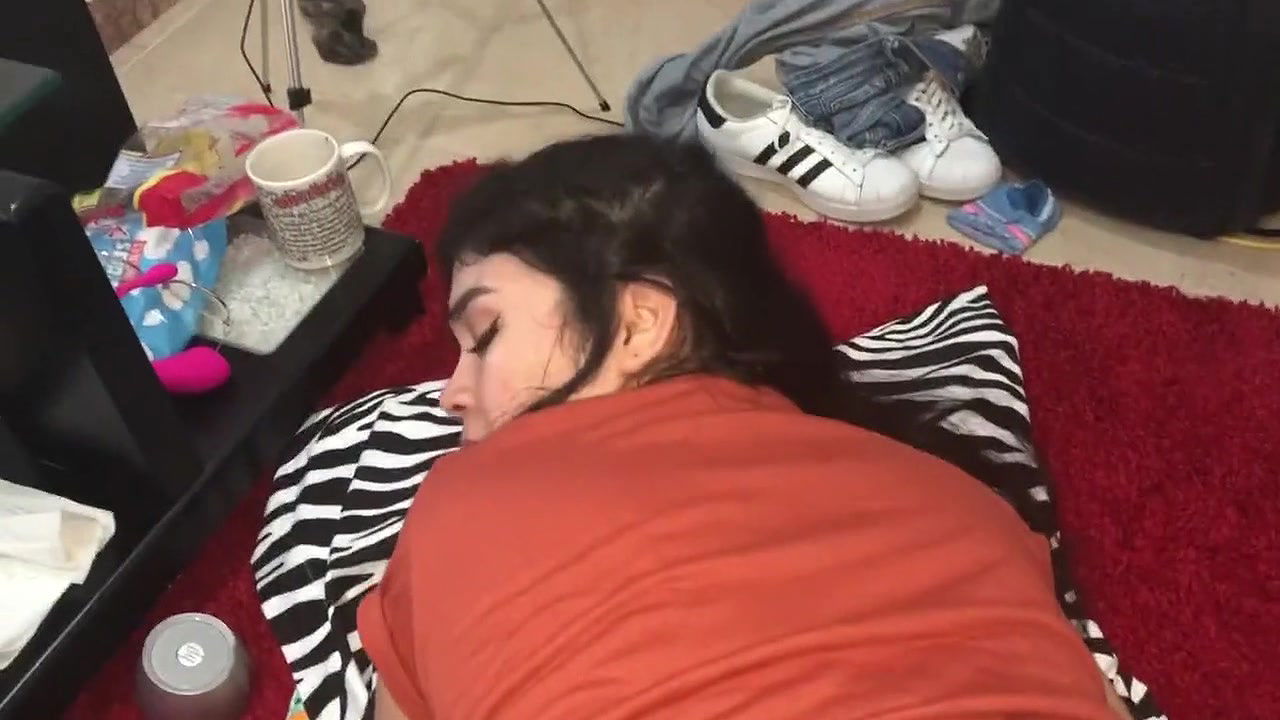 Cute Girl Fucked from Behind