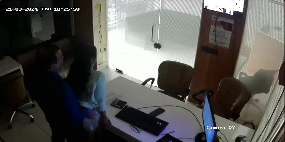 Promotion ke liye boss ke sath kiya