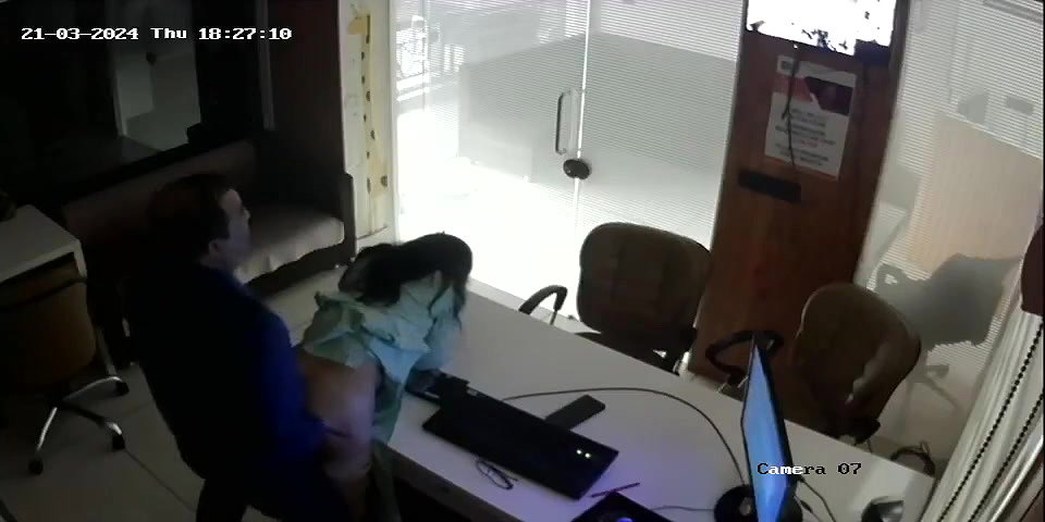 Promotion ke liye boss ke sath kiya