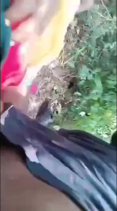 Khet Me Le Jake Apni Girlfriend Ko Choda Aur Video Banaya