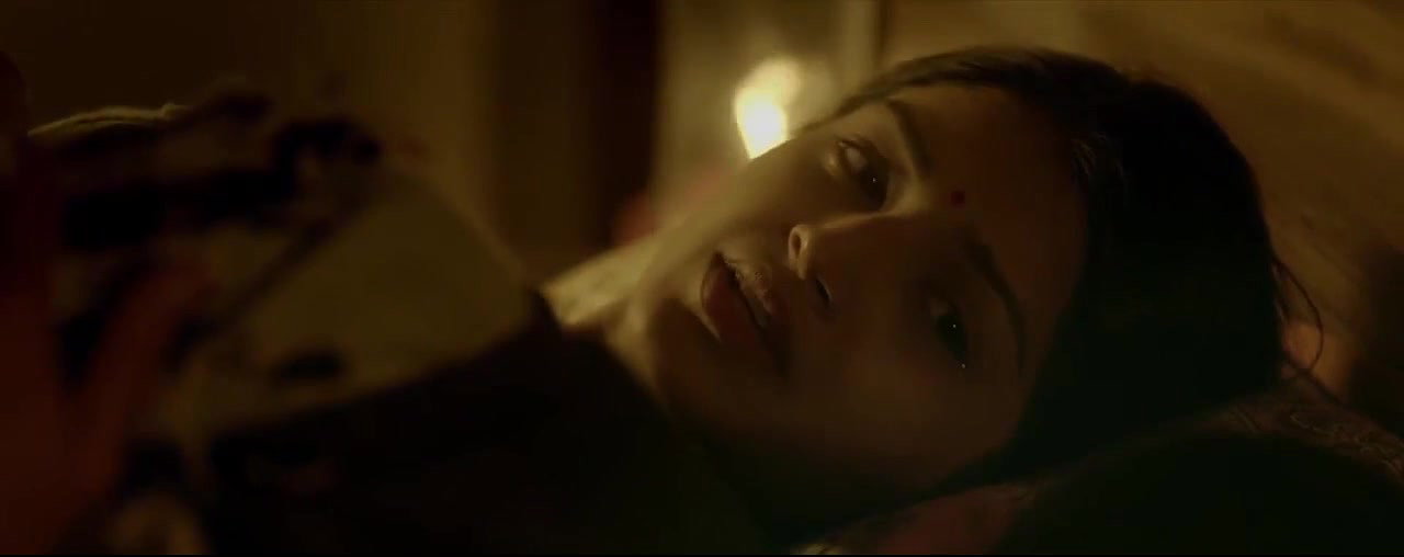 Tara Alisha Berry HOT TEMPTING SCENE Mastram 2013