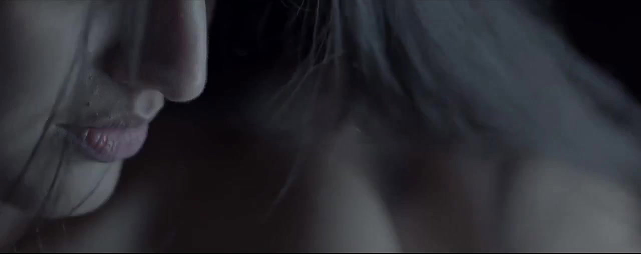 Tara Alisha Berry HOT TEMPTING SCENE Mastram 2013